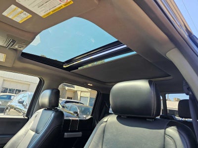 2018 Ford Super Duty F-350 SRW Pickup LARIAT