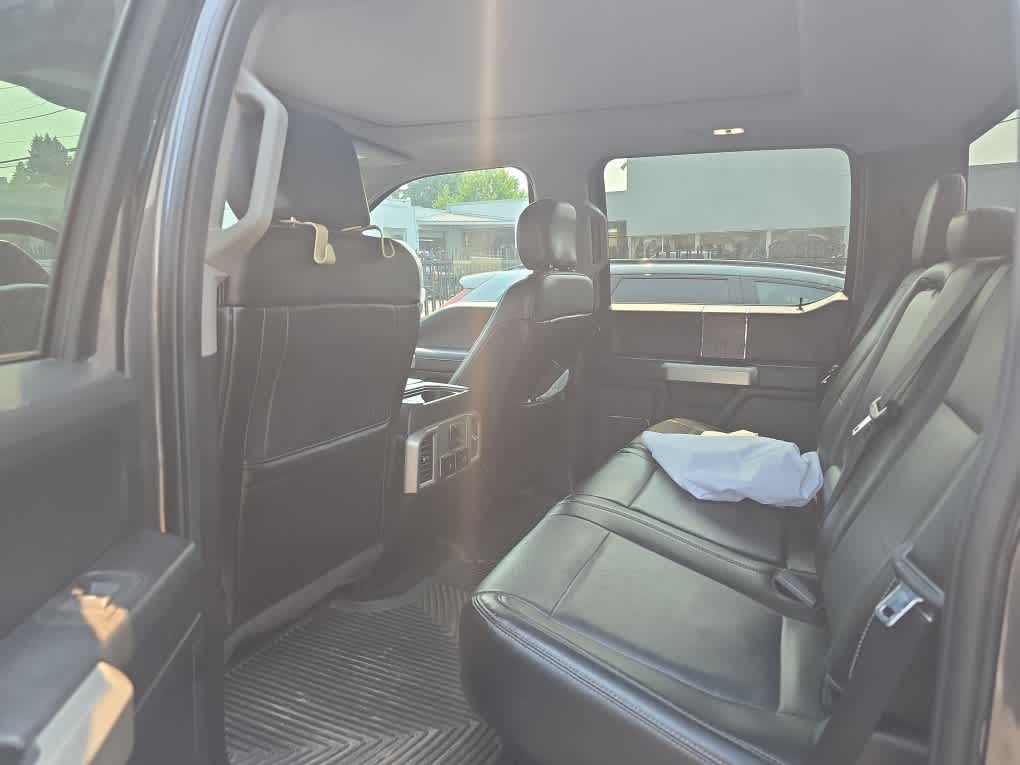 2018 Ford Super Duty F-350 SRW Pickup LARIAT