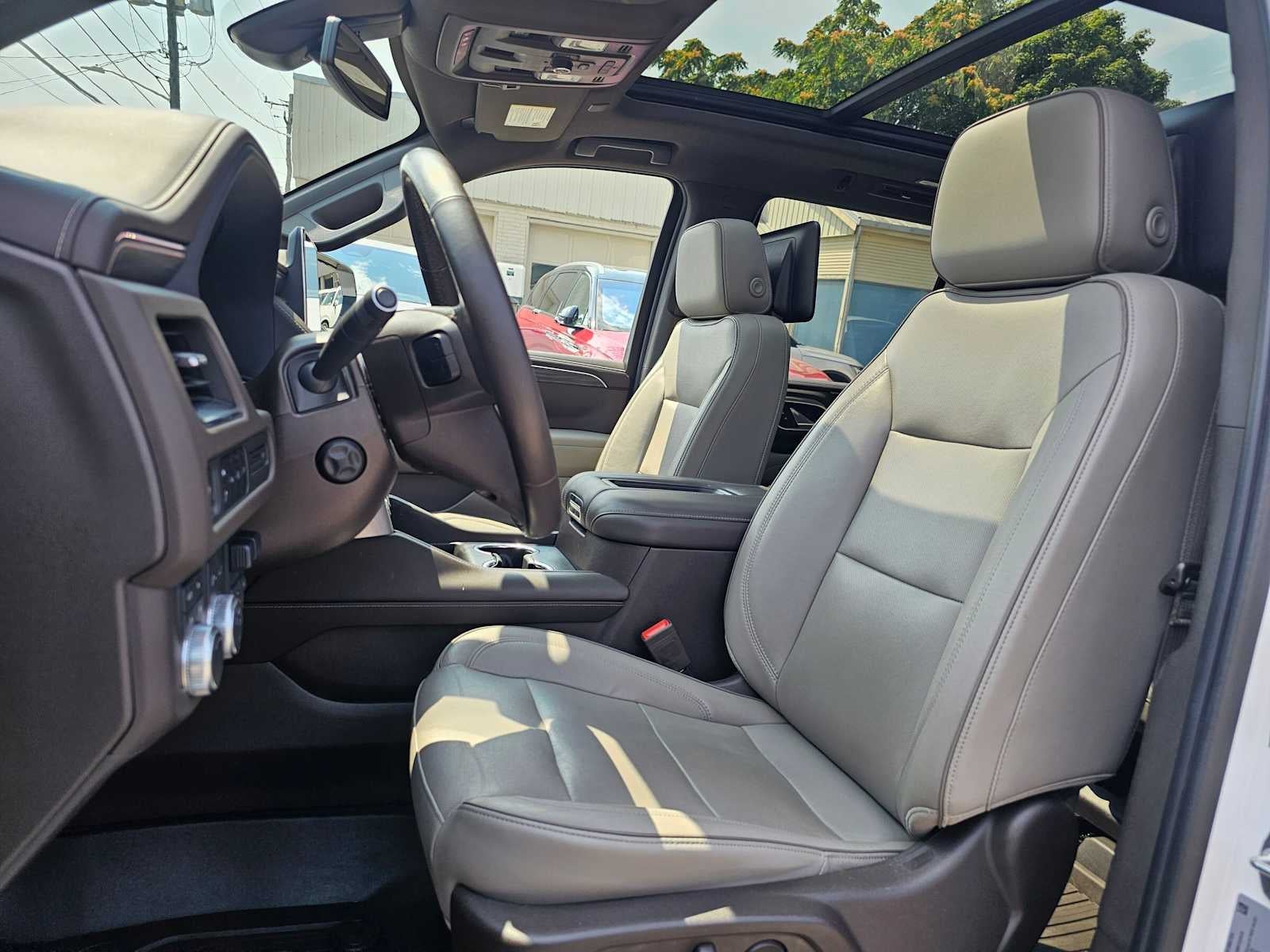 2021 GMC Yukon SLT