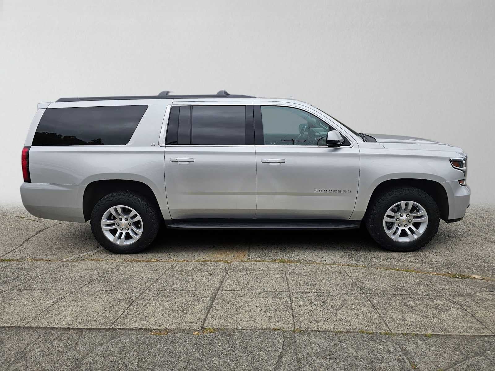 2020 Chevrolet Suburban LT