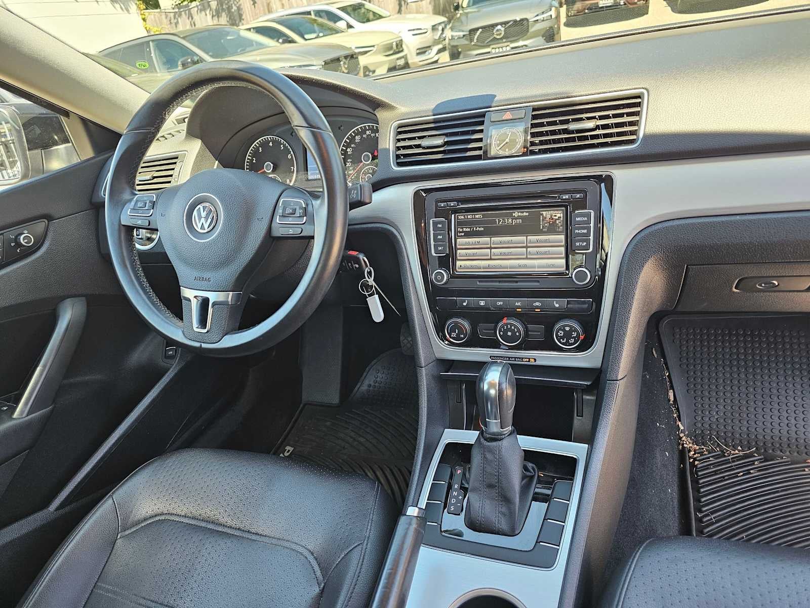 2013 Volkswagen Passat SE