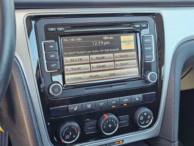 2013 Volkswagen Passat SE