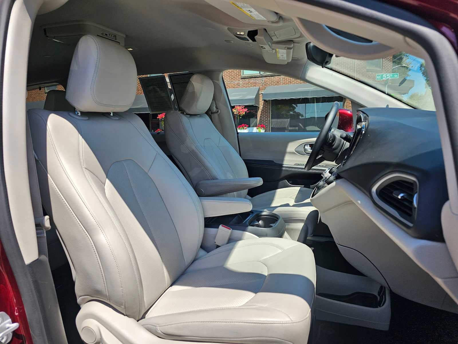 2018 Chrysler Pacifica Hybrid Touring L