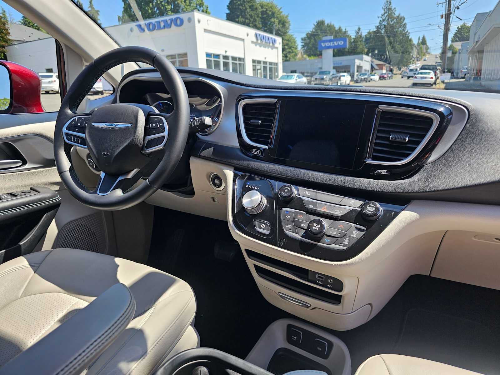 2018 Chrysler Pacifica Hybrid Touring L