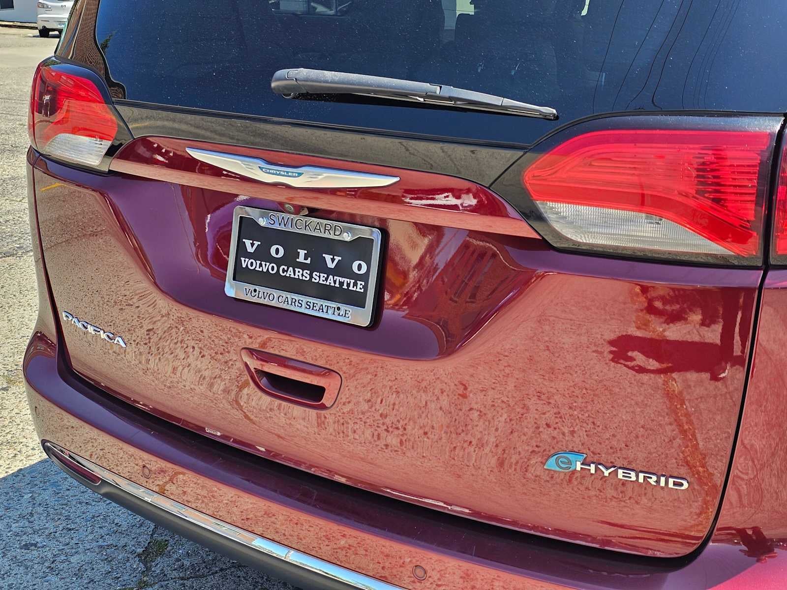 2018 Chrysler Pacifica Hybrid Touring L