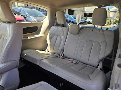 2018 Chrysler Pacifica Hybrid Touring L