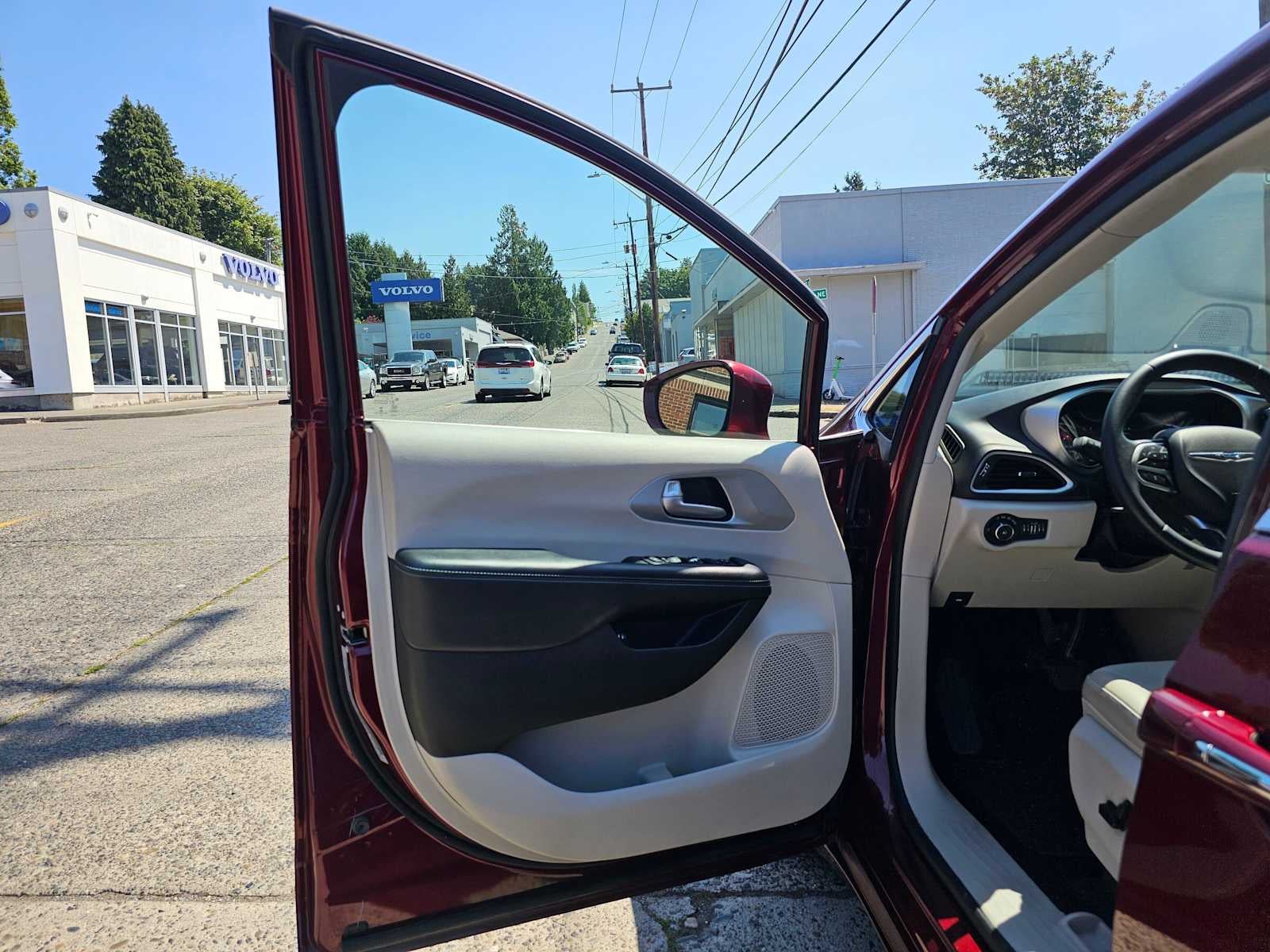 2018 Chrysler Pacifica Hybrid Touring L