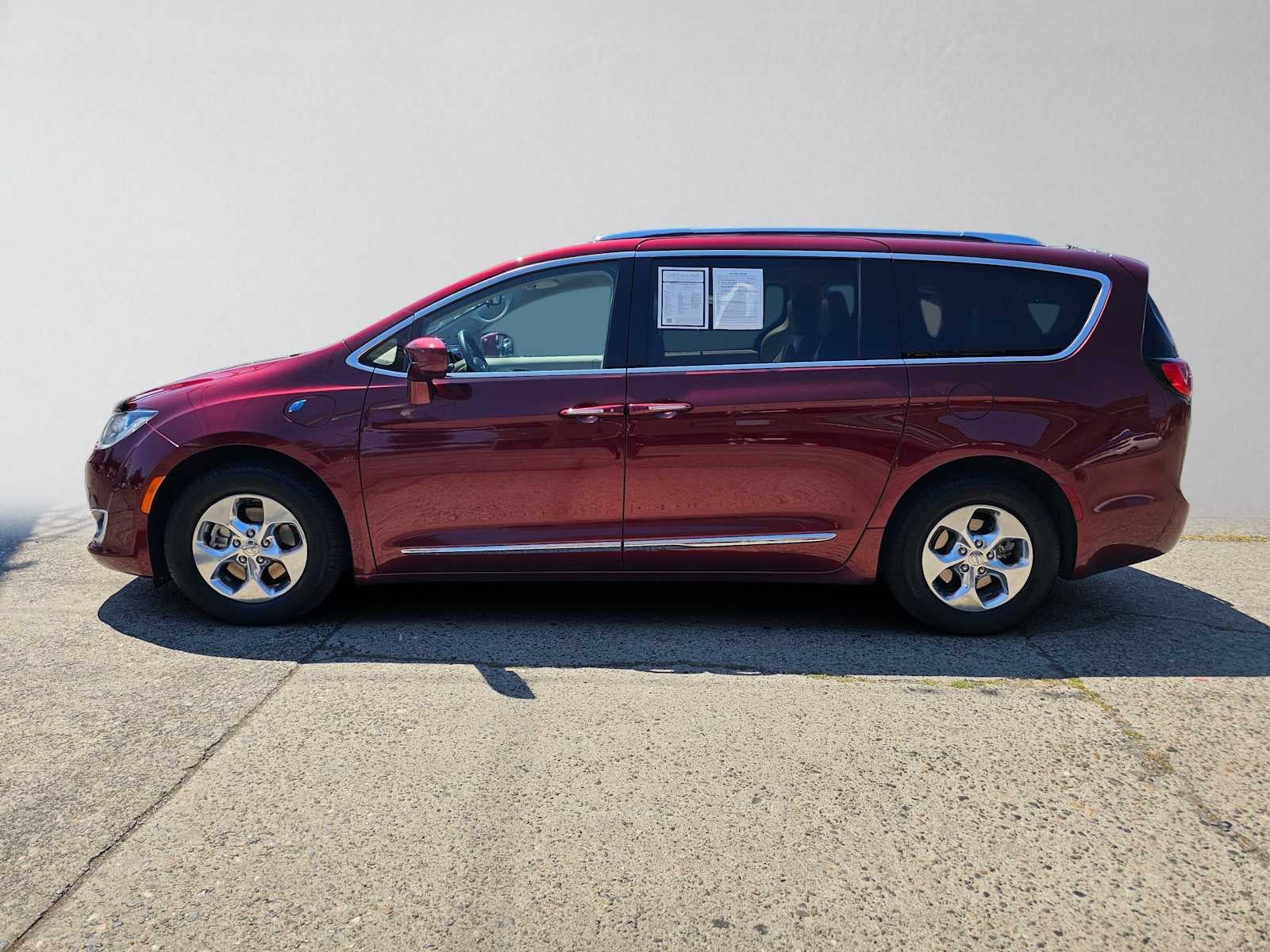 2018 Chrysler Pacifica Hybrid Touring L