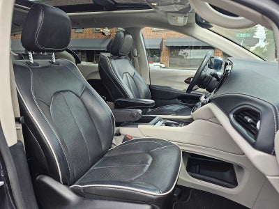 2021 Chrysler Pacifica Hybrid Limited