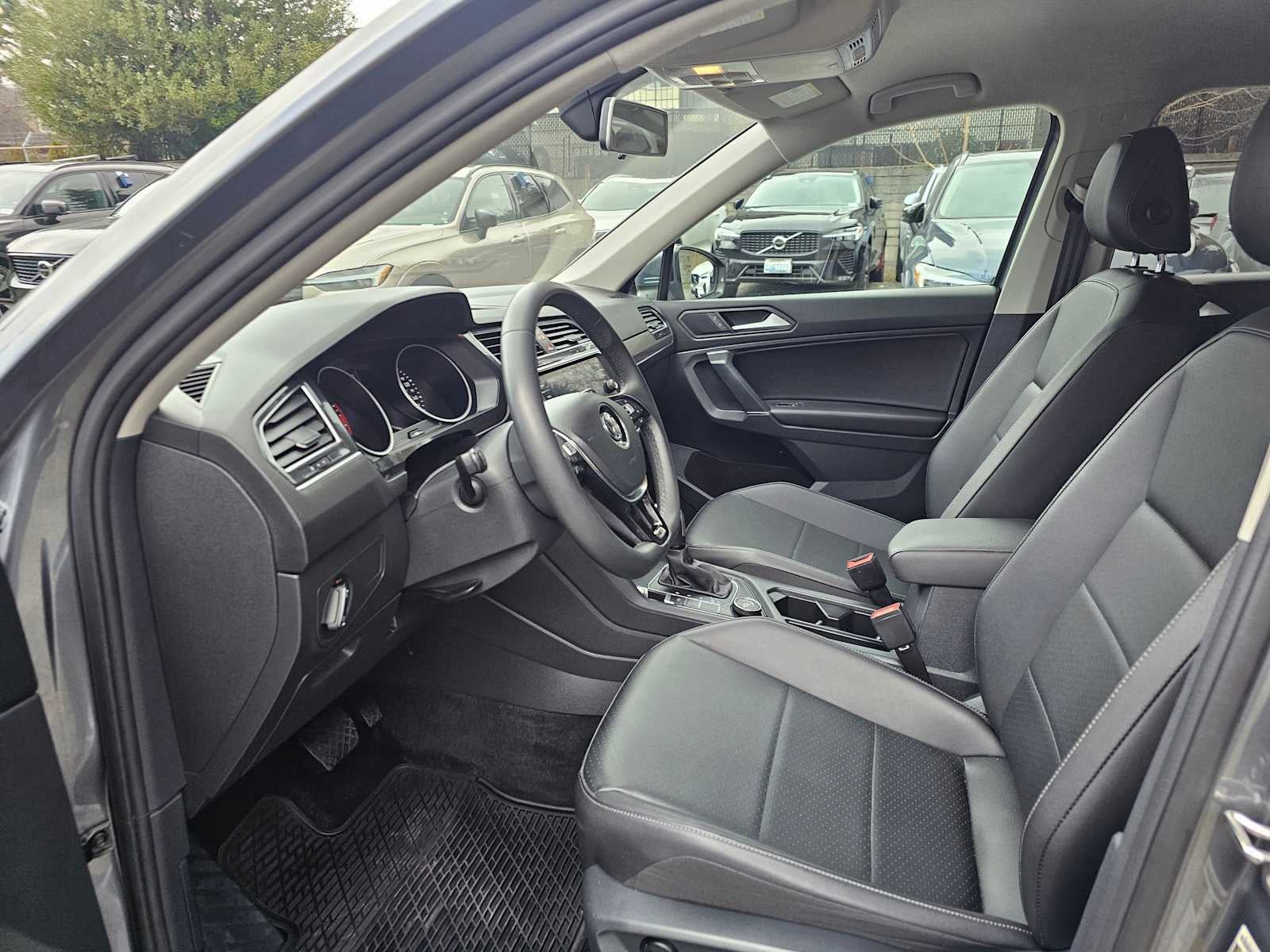 2020 Volkswagen Tiguan SE