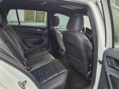 2015 Volkswagen Golf GTI SE