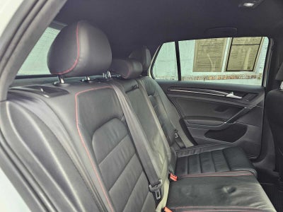 2015 Volkswagen Golf GTI SE