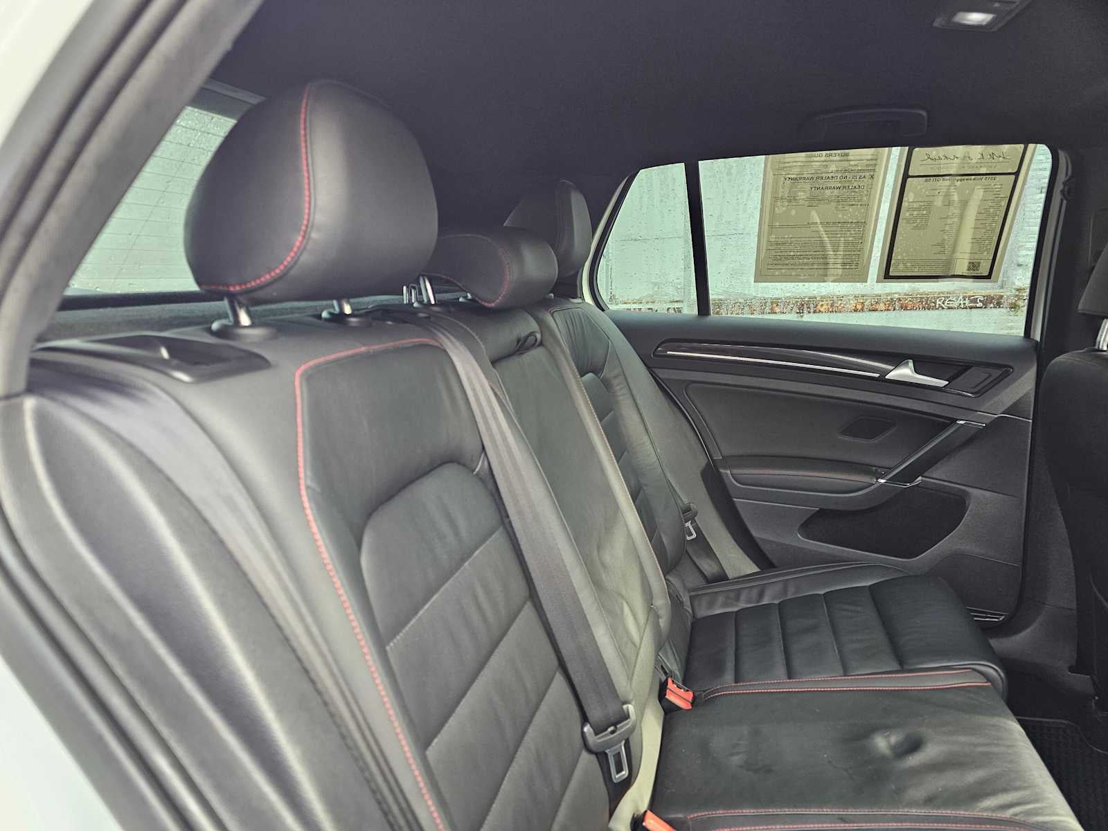 2015 Volkswagen Golf GTI SE