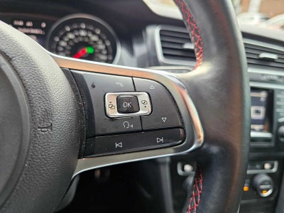 2015 Volkswagen Golf GTI SE