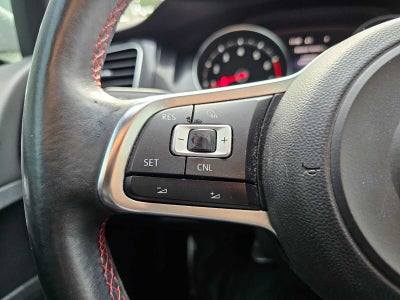 2015 Volkswagen Golf GTI SE