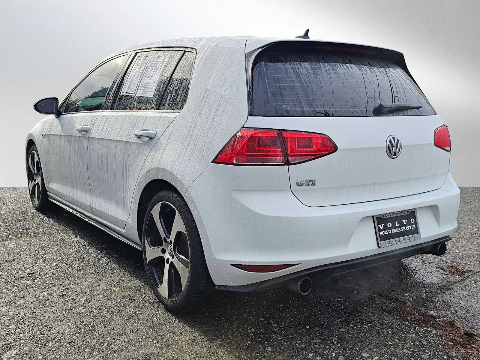 2015 Volkswagen Golf GTI SE
