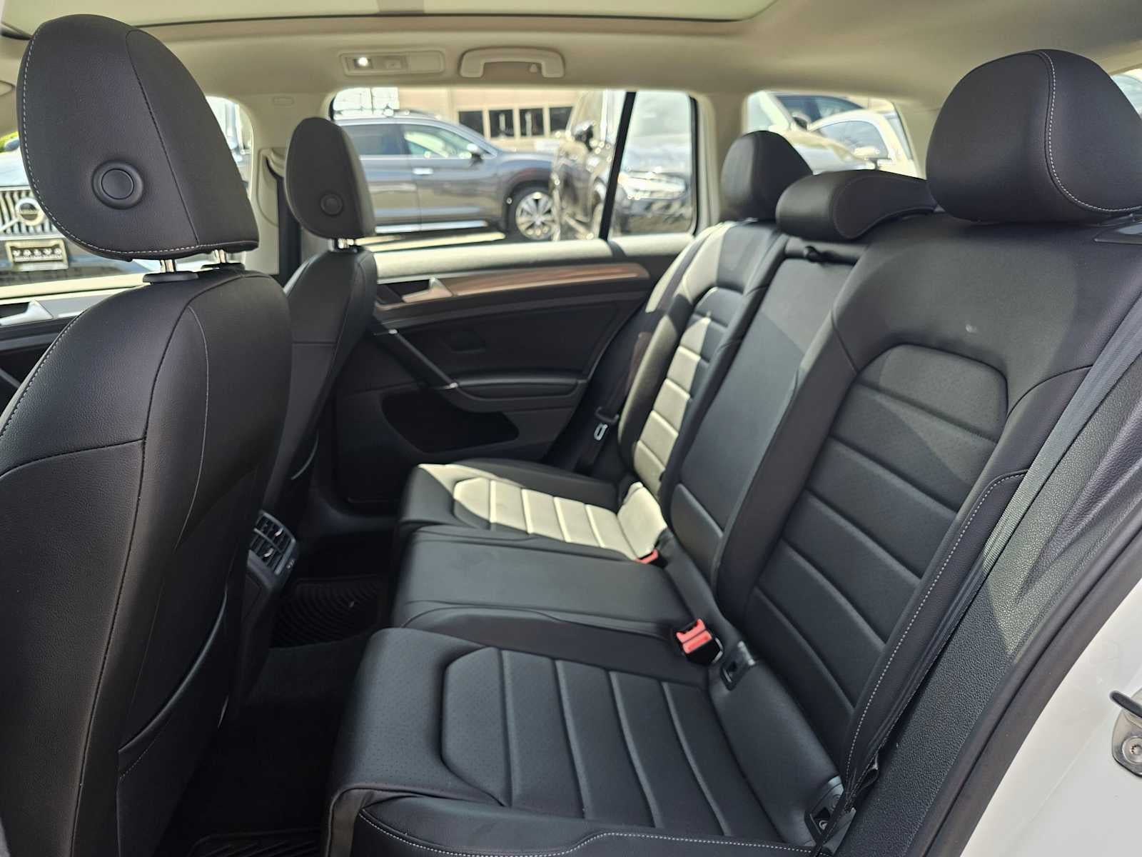 2017 Volkswagen Golf Alltrack SE