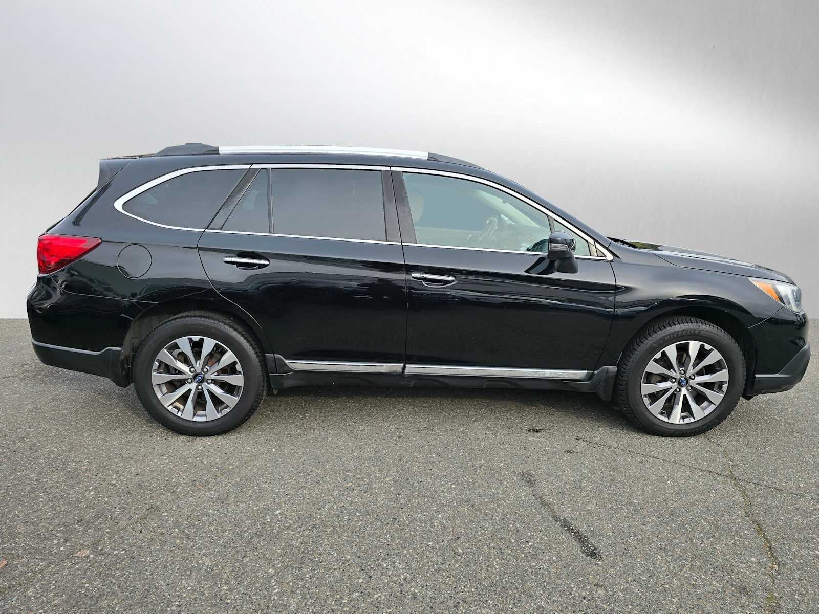 2017 Subaru Outback Touring