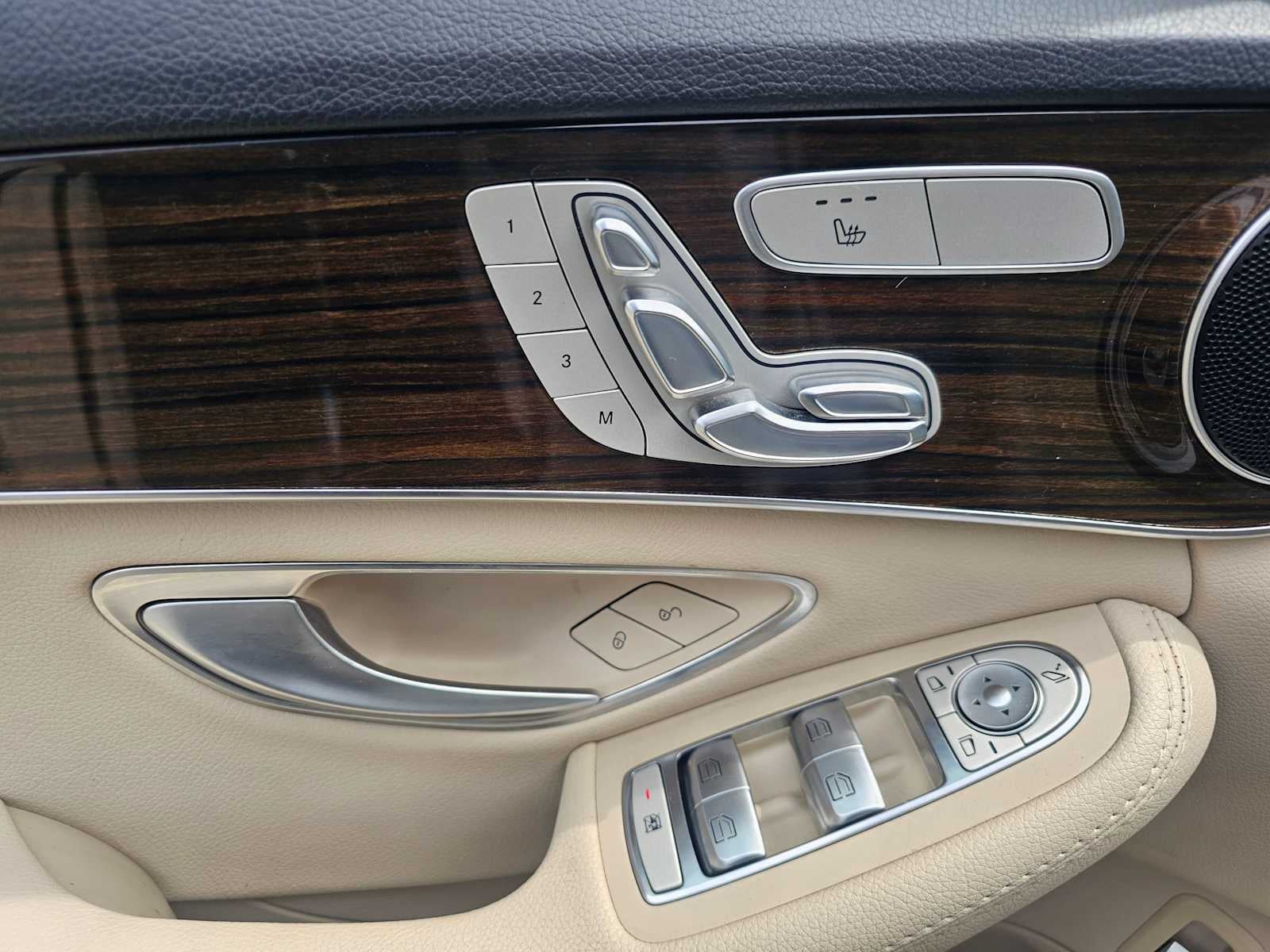 2017 Mercedes-Benz C 300 C 300