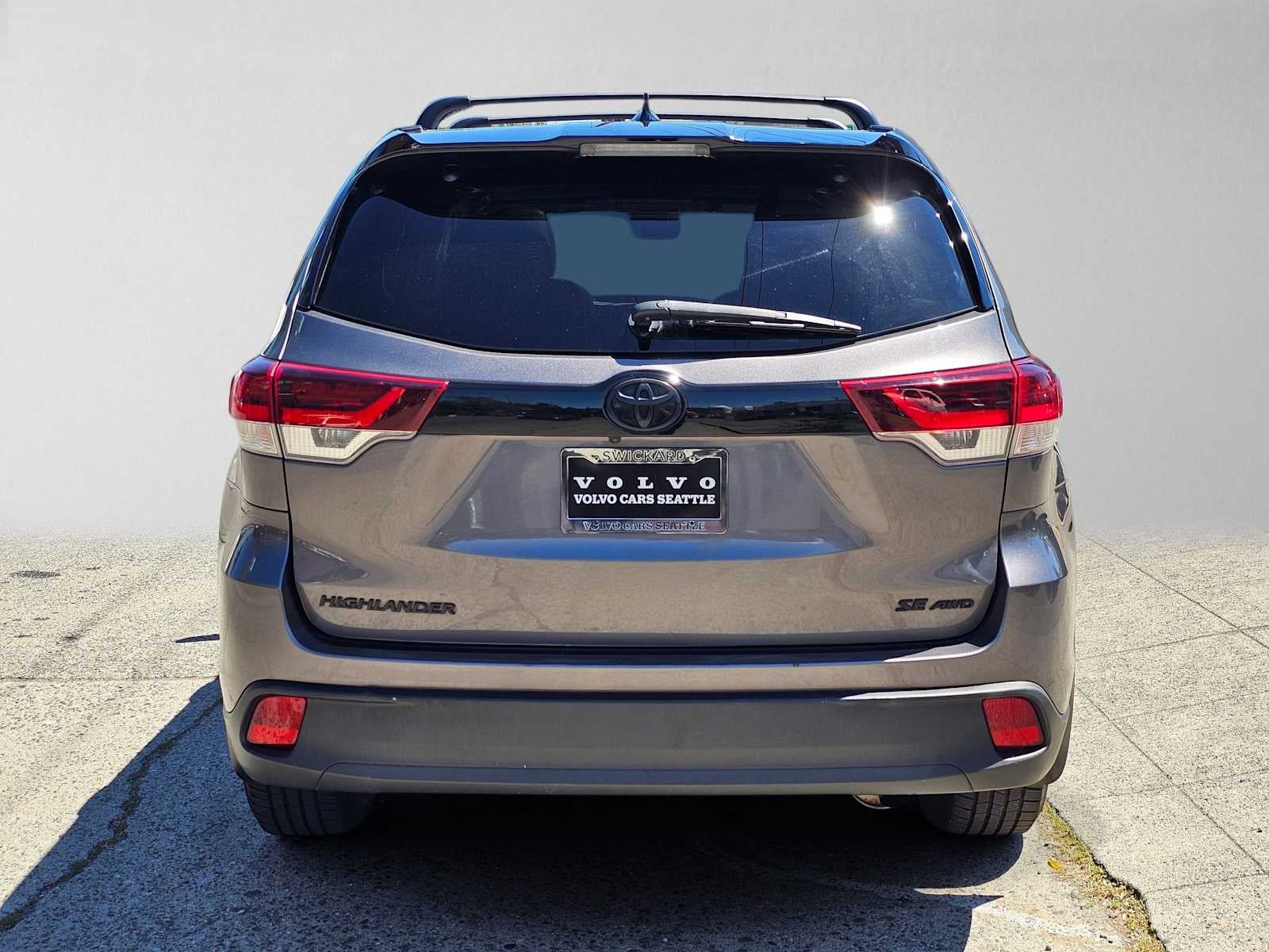 2019 Toyota Highlander SE
