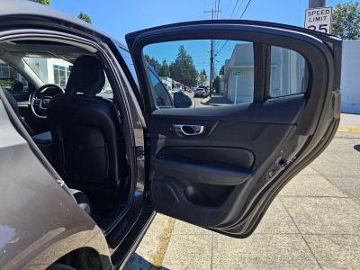 2024 Volvo S60 Plus Dark Theme