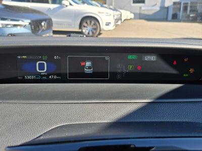 2022 Toyota Prius XLE