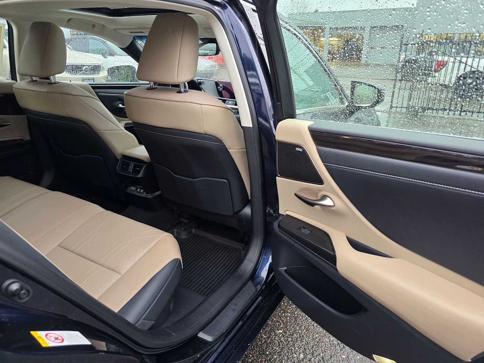 2019 Lexus ES Luxury