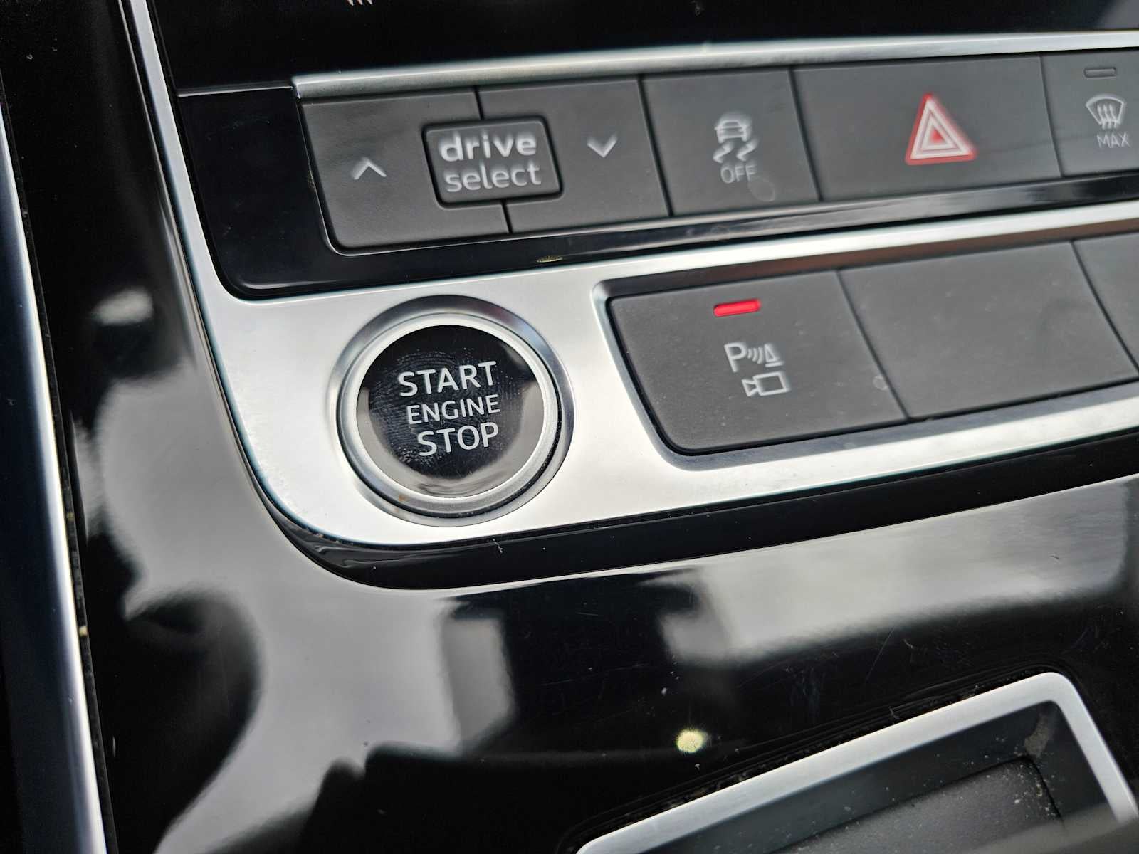 2023 Audi Q7 Premium Plus