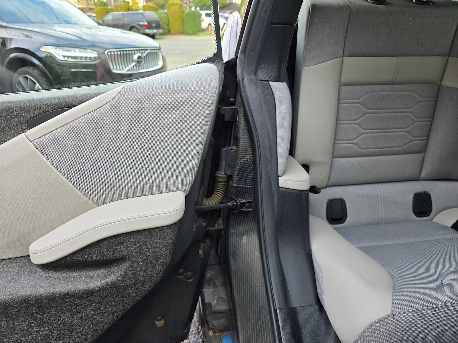 2016 BMW i3 4dr HB w/Range Extender