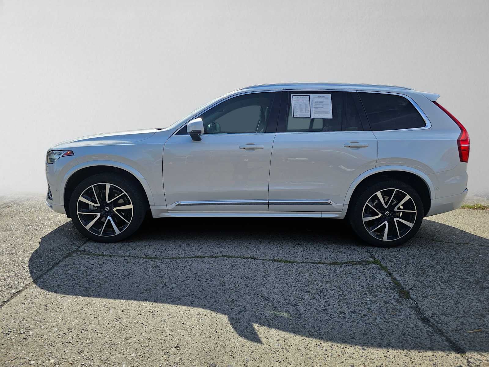 2023 Volvo XC90 Plus