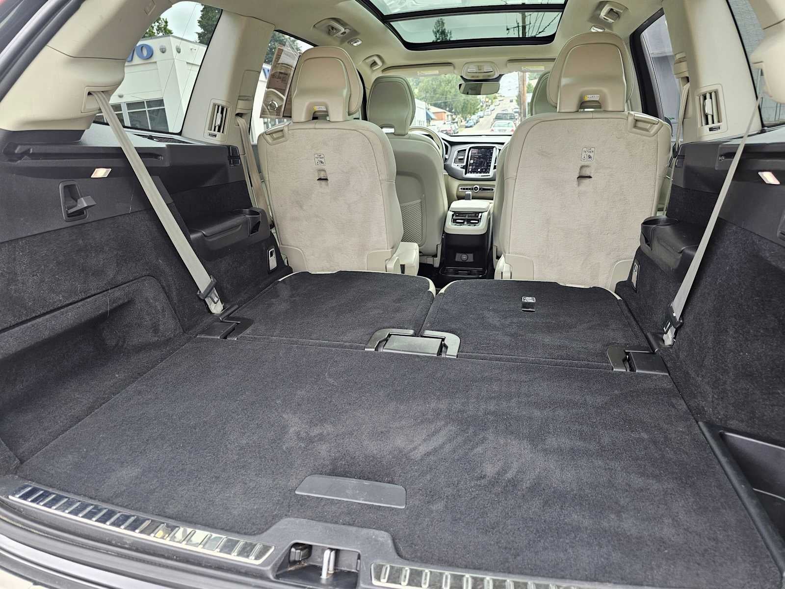 2023 Volvo XC90 Plus