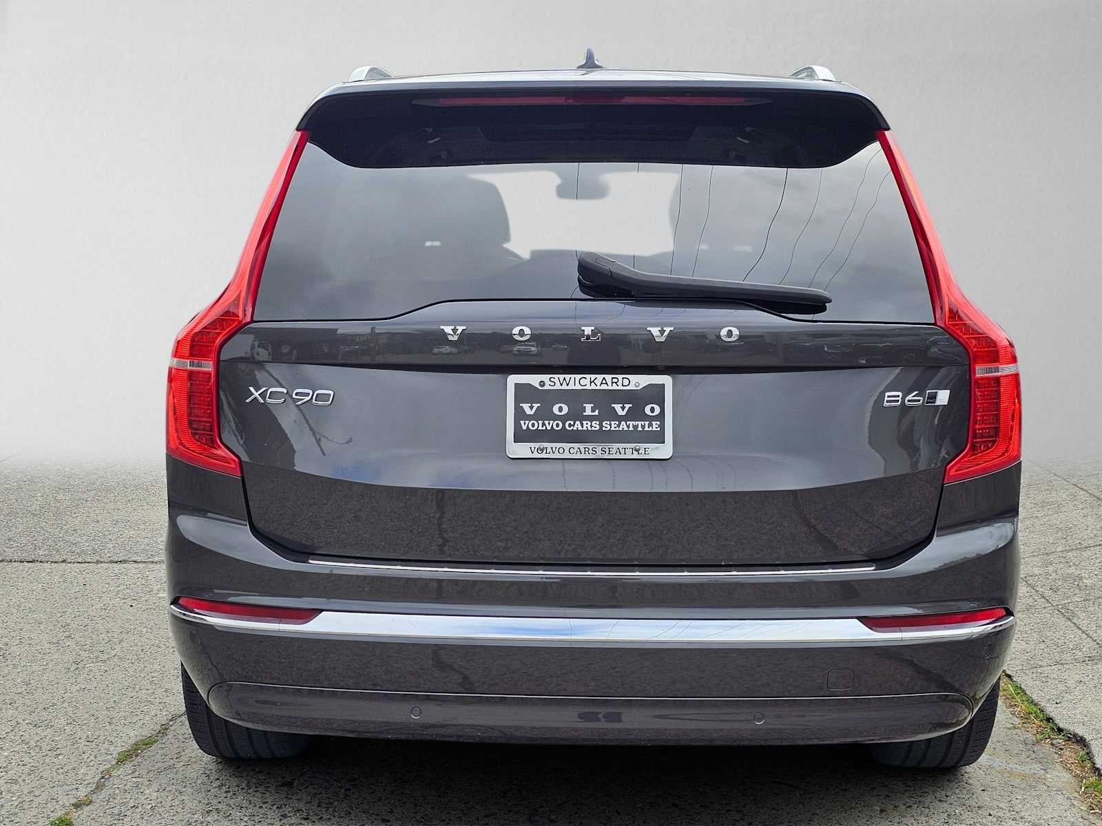 2023 Volvo XC90 Plus