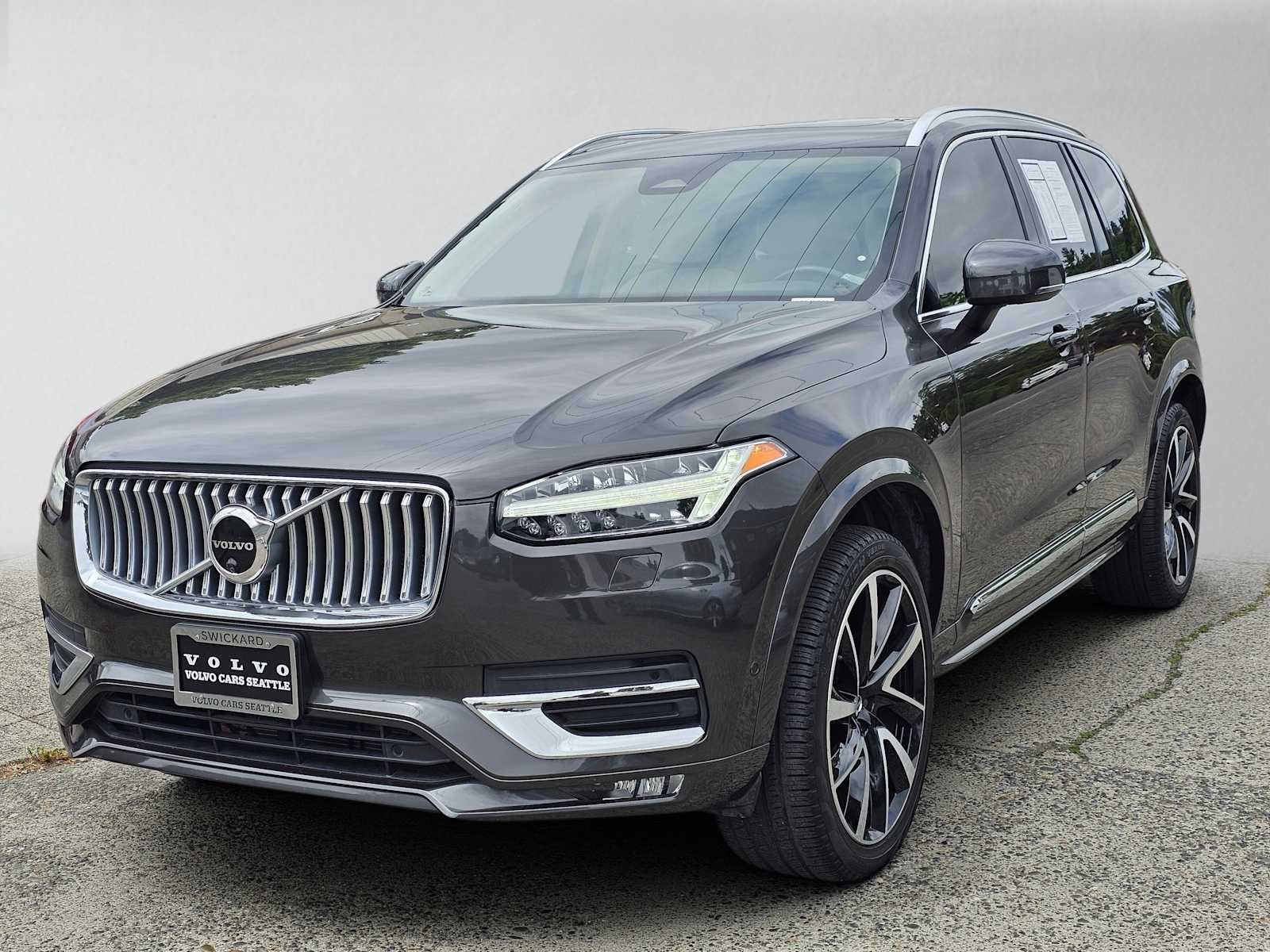 2023 Volvo XC90 Plus