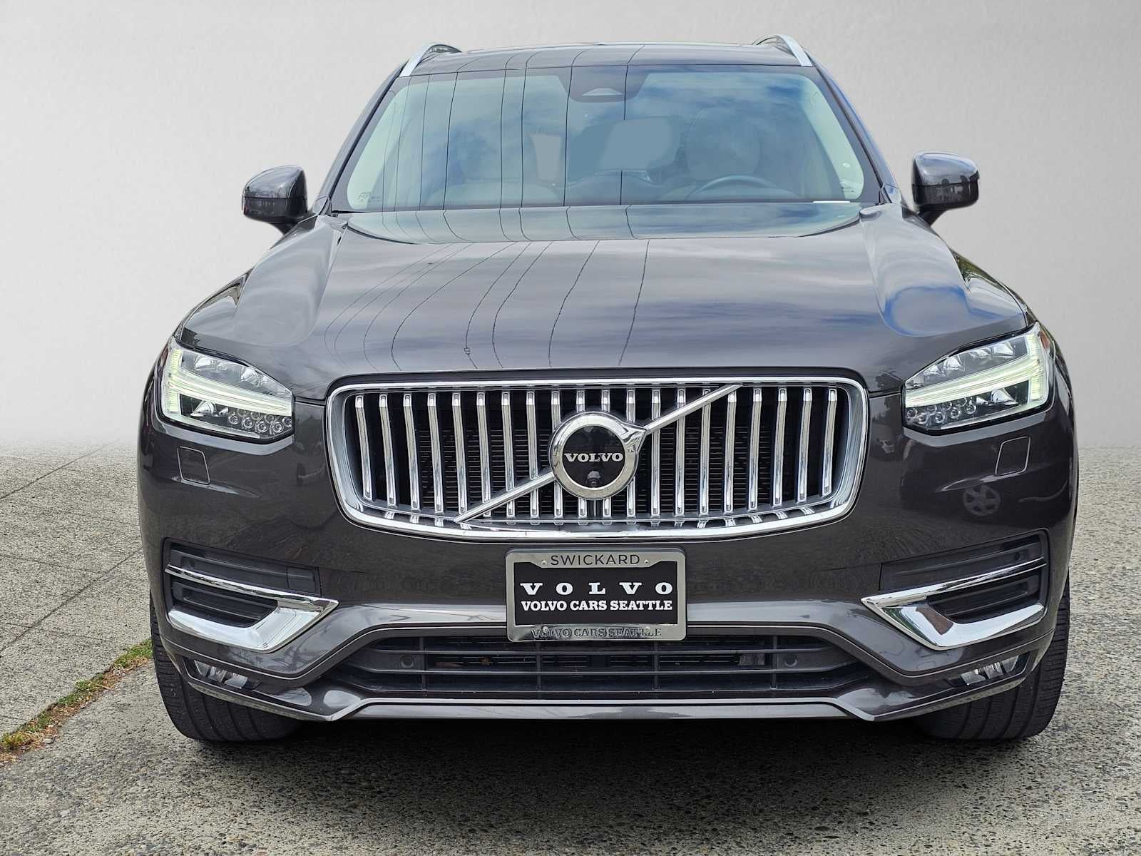 2023 Volvo XC90 Plus