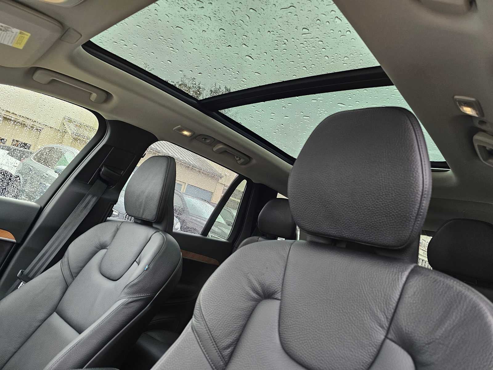 2025 Volvo XC90 Plus