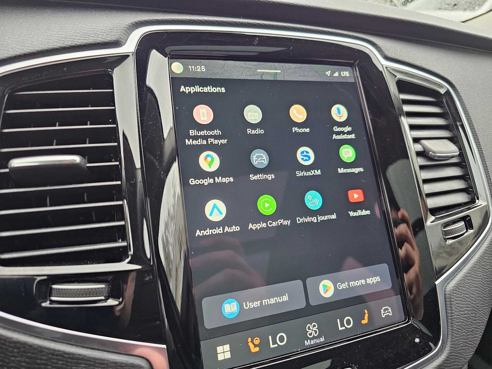 2025 Volvo XC90 Plus