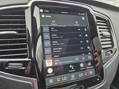 2025 Volvo XC90 Plus