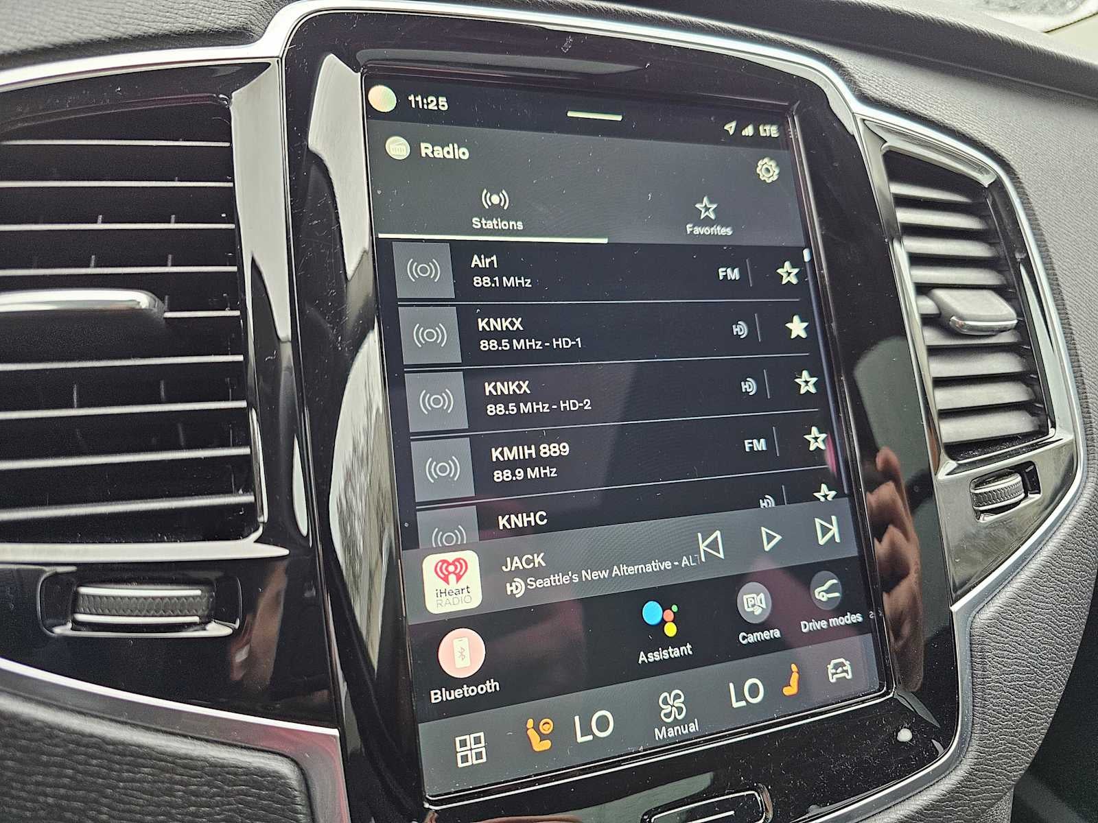 2025 Volvo XC90 Plus