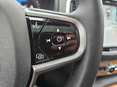 2025 Volvo XC90 Plus