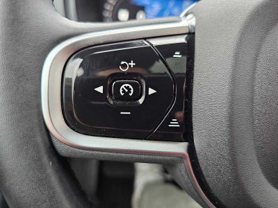 2025 Volvo XC90 Plus