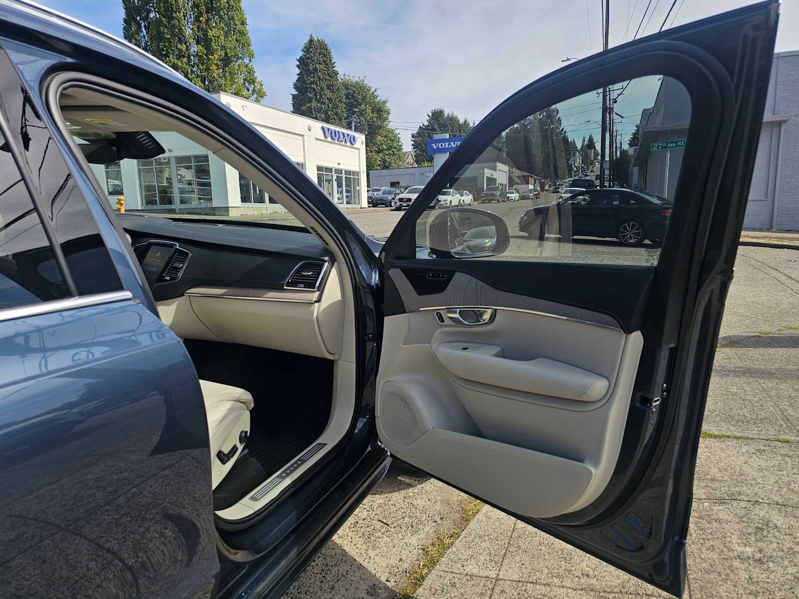 2025 Volvo XC90 Ultra