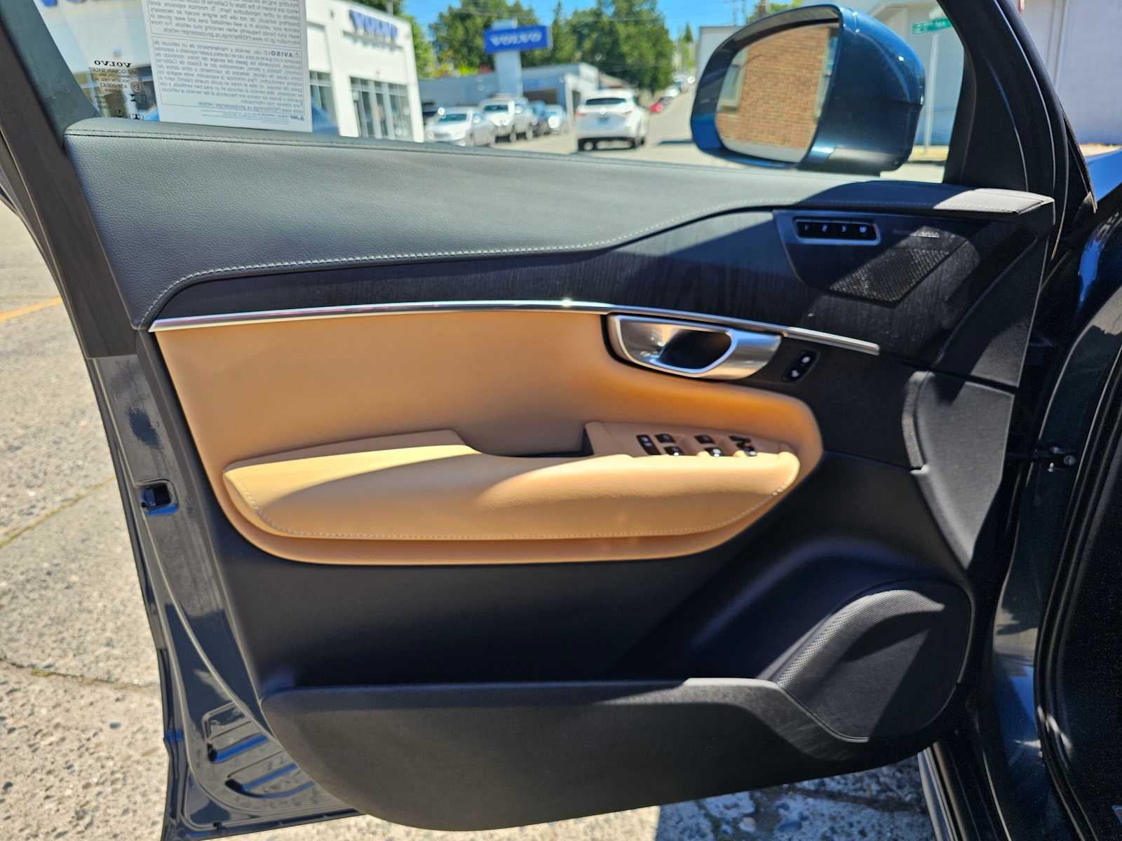 2023 Volvo XC90 Ultimate