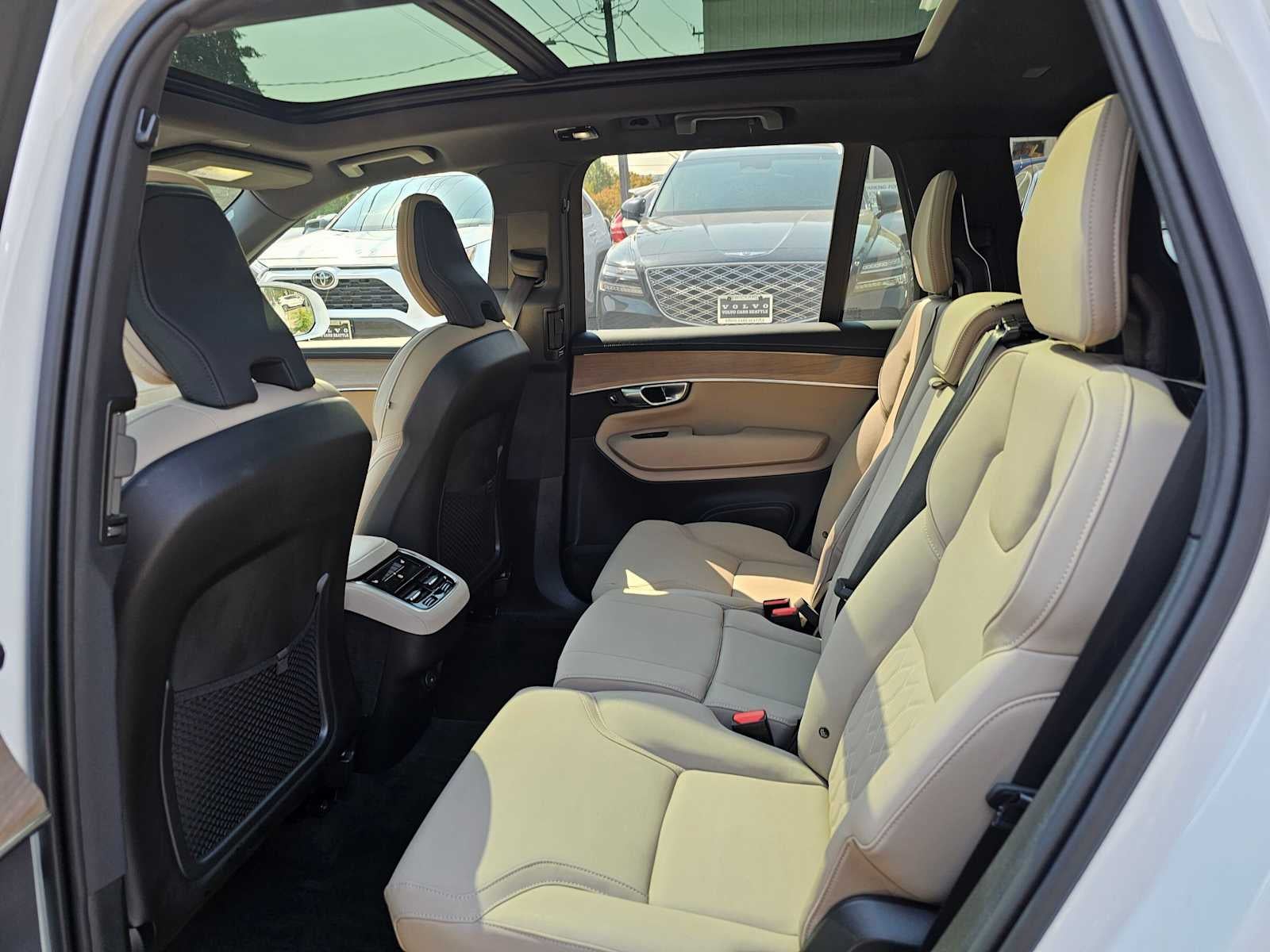 2026 Volvo XC90 Plus