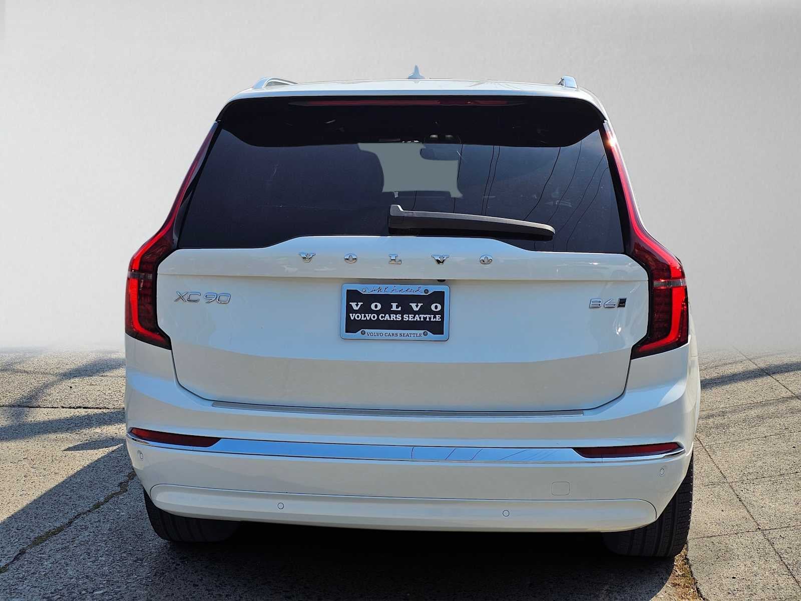 2026 Volvo XC90 Plus