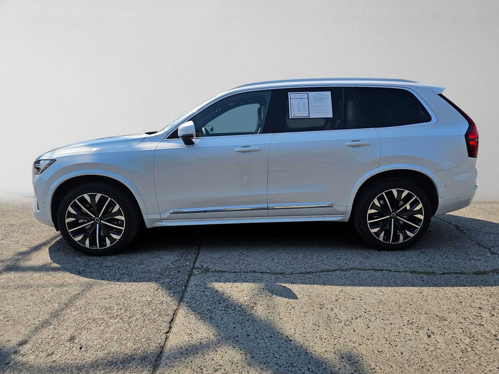 2026 Volvo XC90 Plus