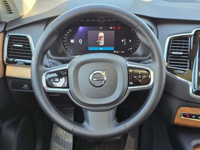 2024 Volvo XC90 Plus Bright Theme