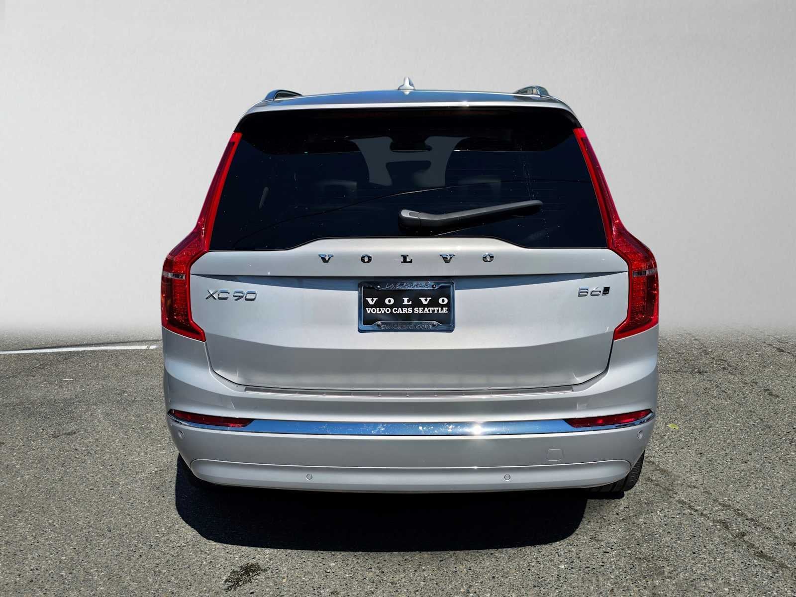 2024 Volvo XC90 Plus Bright Theme