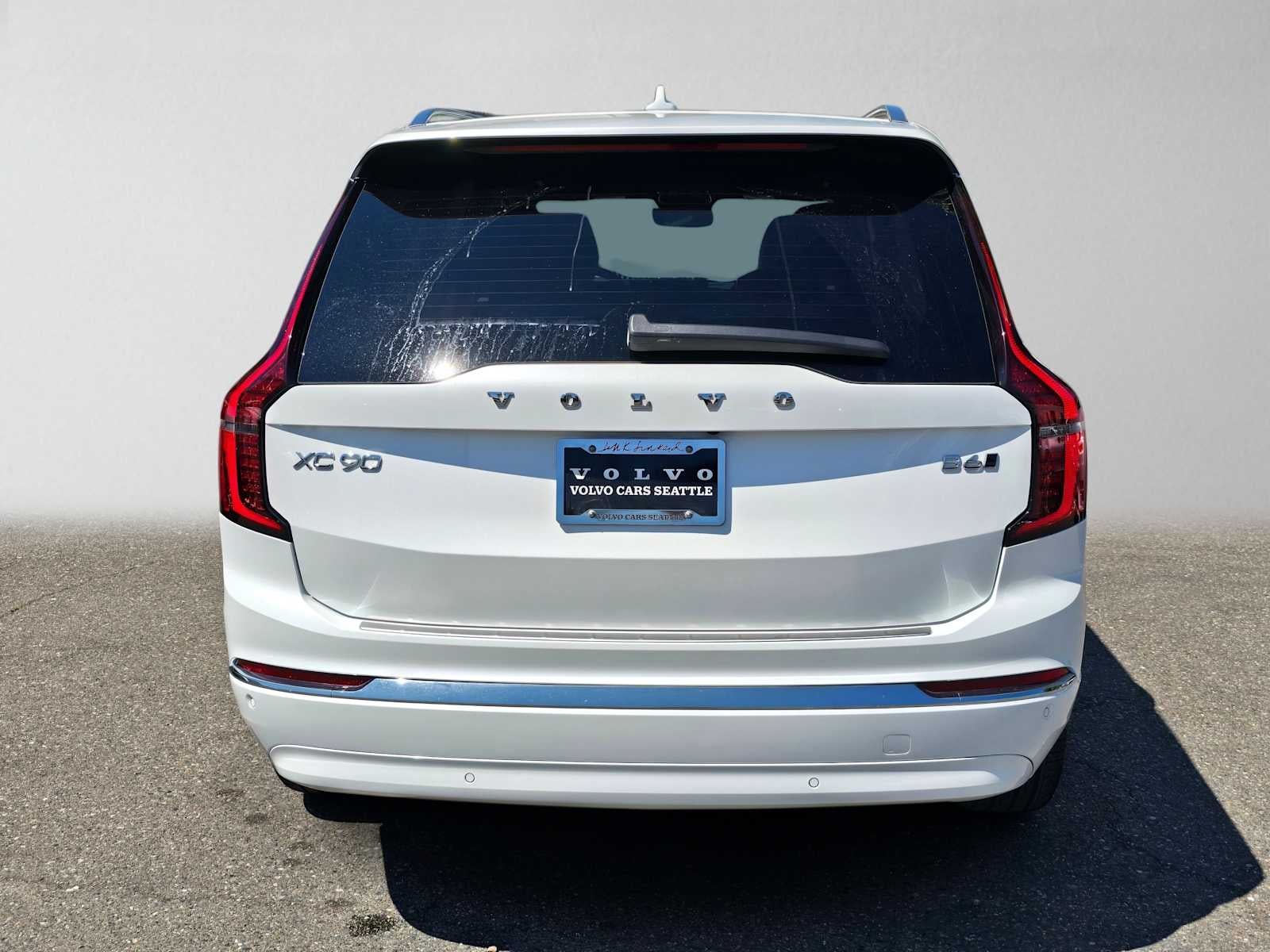 2026 Volvo XC90 Plus