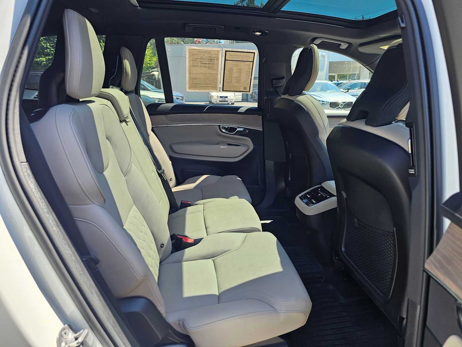 2026 Volvo XC90 Plus