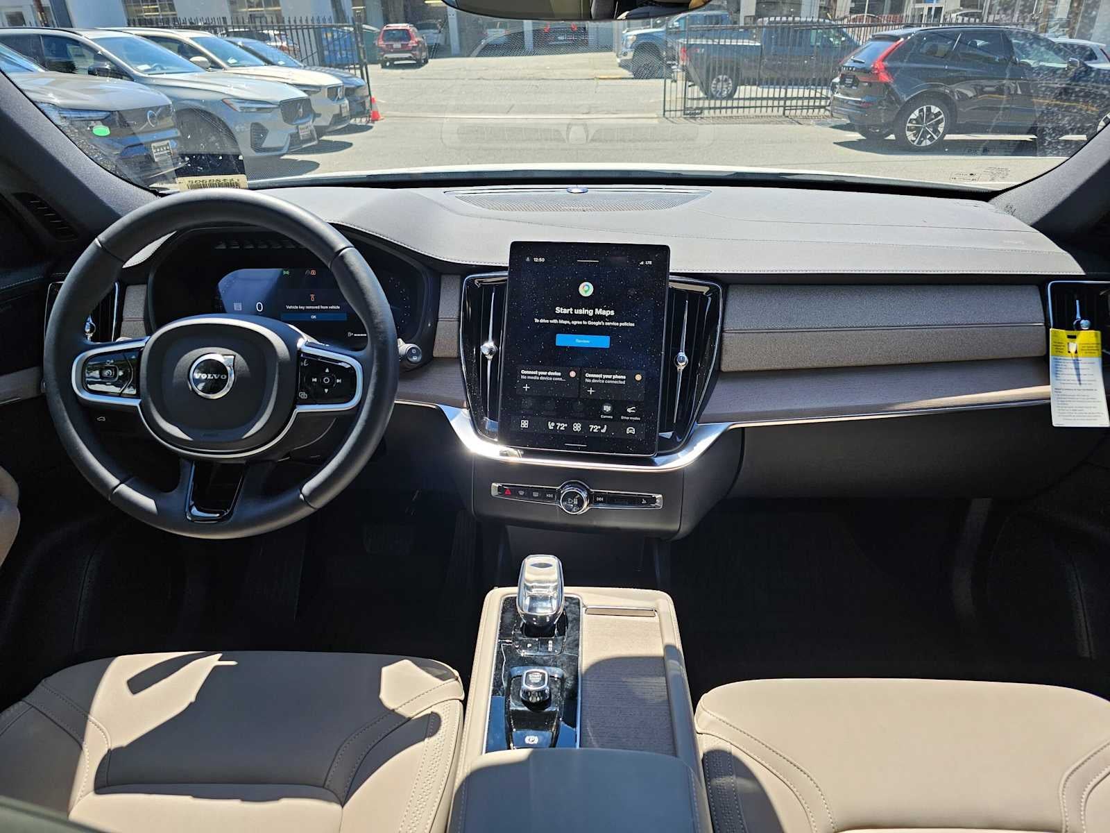 2026 Volvo XC90 Plus
